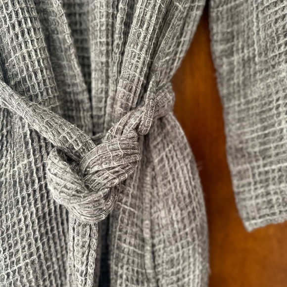 Parachute Waffle Robe - Picture 6 of 6